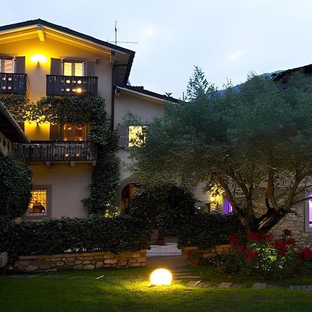 Bed And Breakfast Casa Del Nonno Adrara San Rocco Eksteriør bilde
