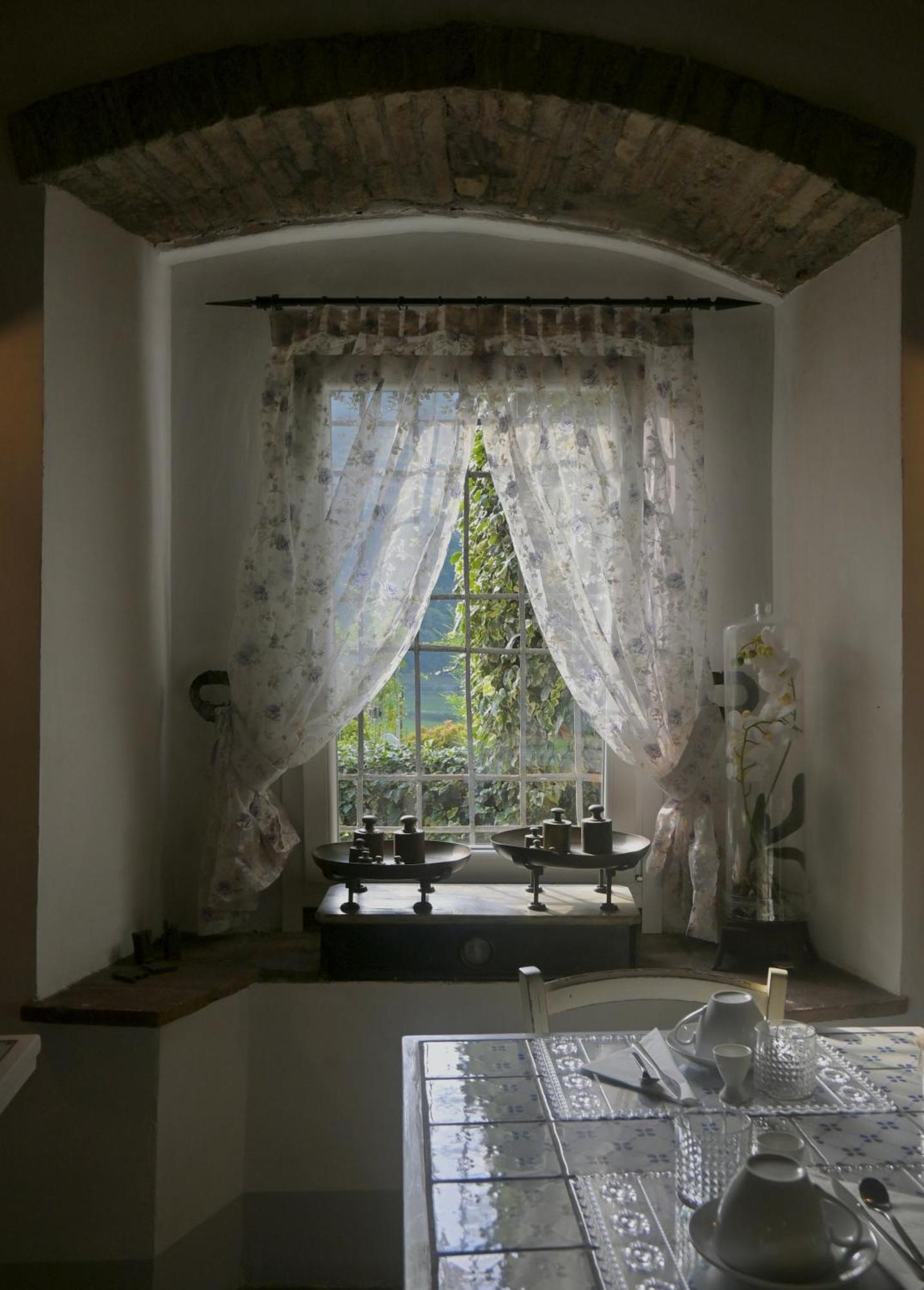 Bed And Breakfast Casa Del Nonno Adrara San Rocco Eksteriør bilde